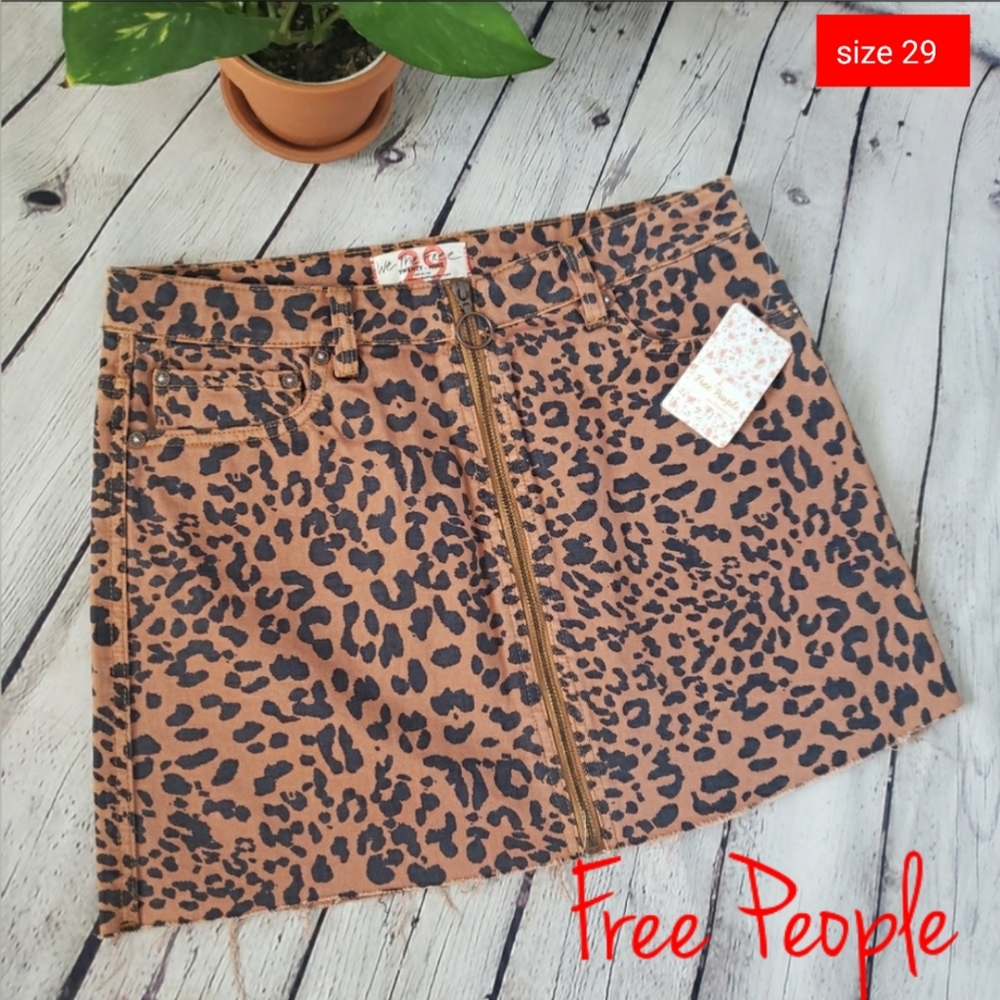 We The Free Zip It Up Mini Skirt Pineapple Sz 29